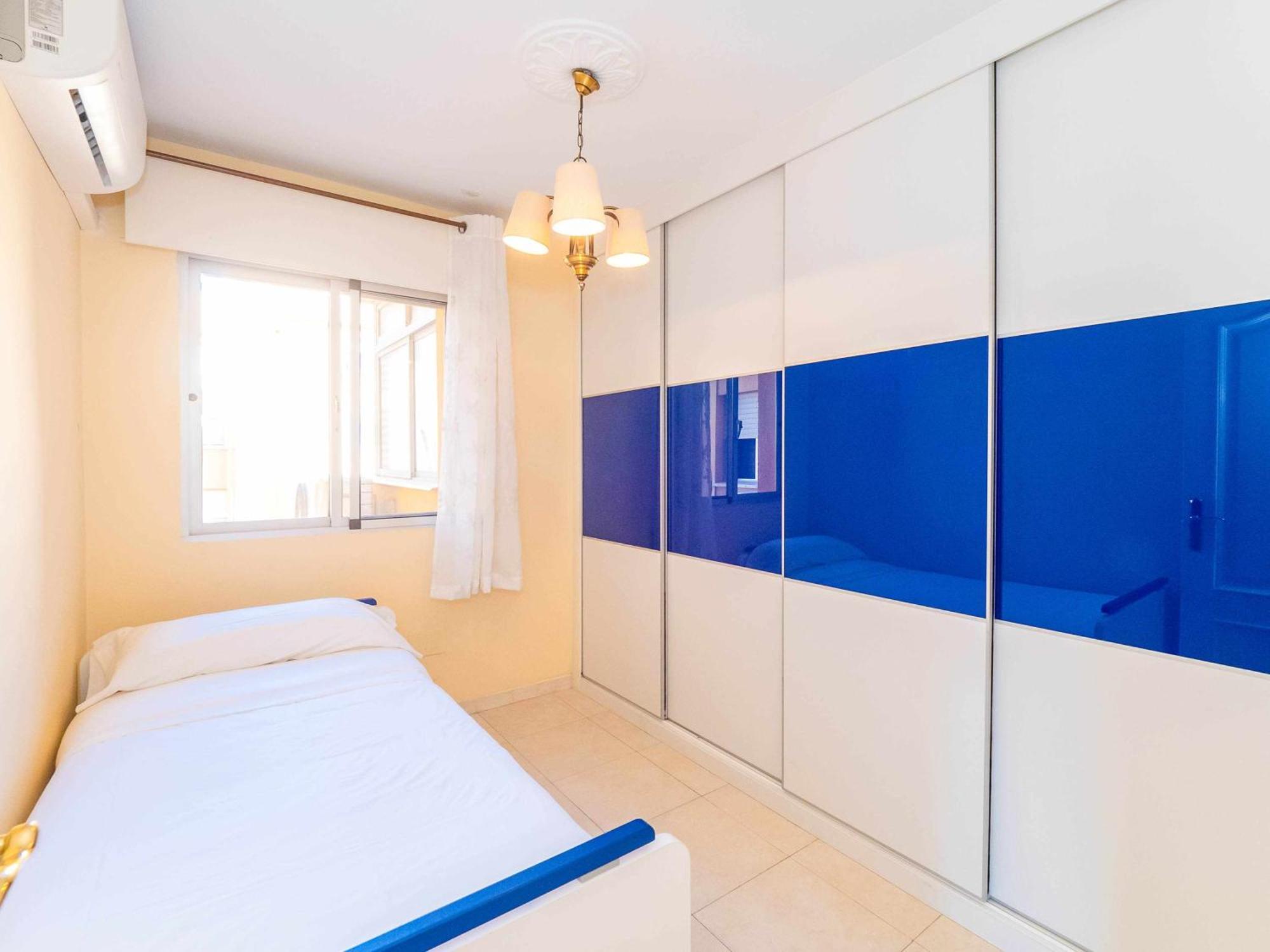 Apartamento Amplio y Acogedor en la Playa con Terraza Rincón de la Victoria Exterior foto
