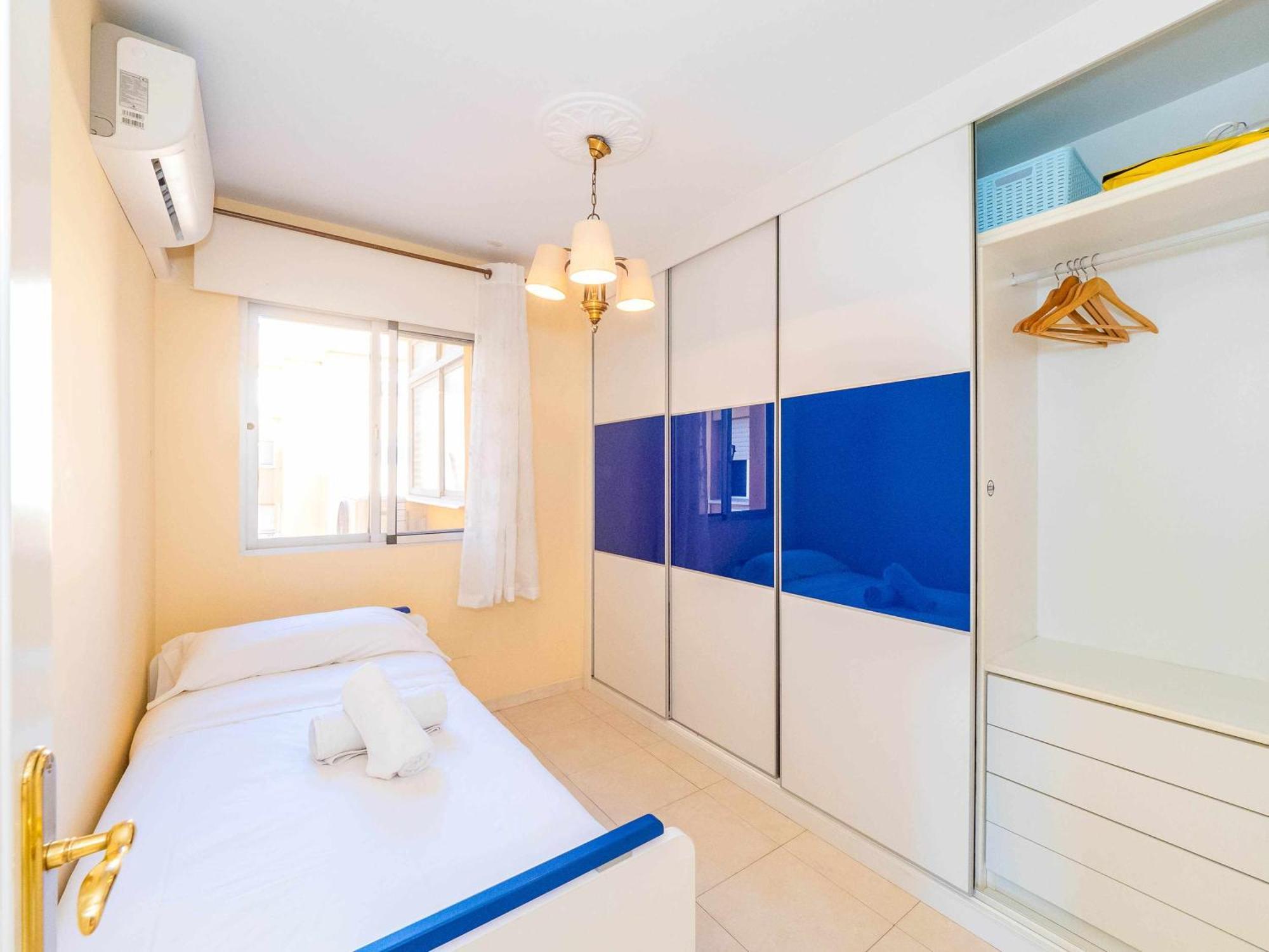 Apartamento Amplio y Acogedor en la Playa con Terraza Rincón de la Victoria Exterior foto